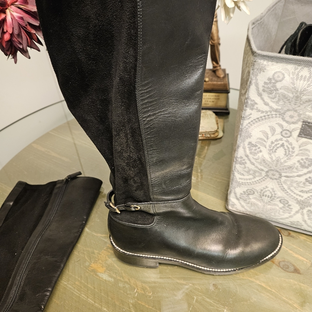 Boots - Picture 3 of 7